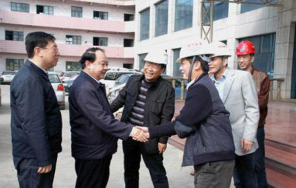 我会常务副会长赵霖一行到云铜凯通公司调研2.jpg