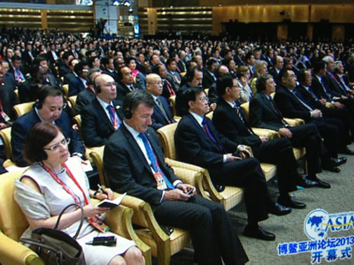 中国西部开发促进会执行会长龙永图出席博鳌亚洲论坛2013年年会3.jpg
