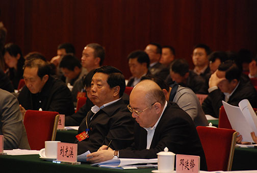 陈元出席“云南省建设沿边金融综合改革试验区”启动会12.jpg