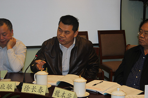 我会组织召开金融界专家学者及相关部门负责人交流金融创新座谈会10.jpg