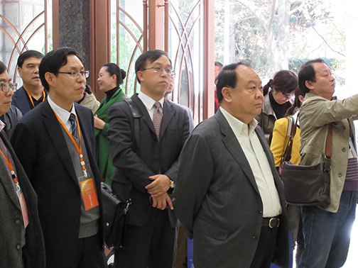 “一心两区”金融新格局建设暨金融智库打造座谈会4.jpg
