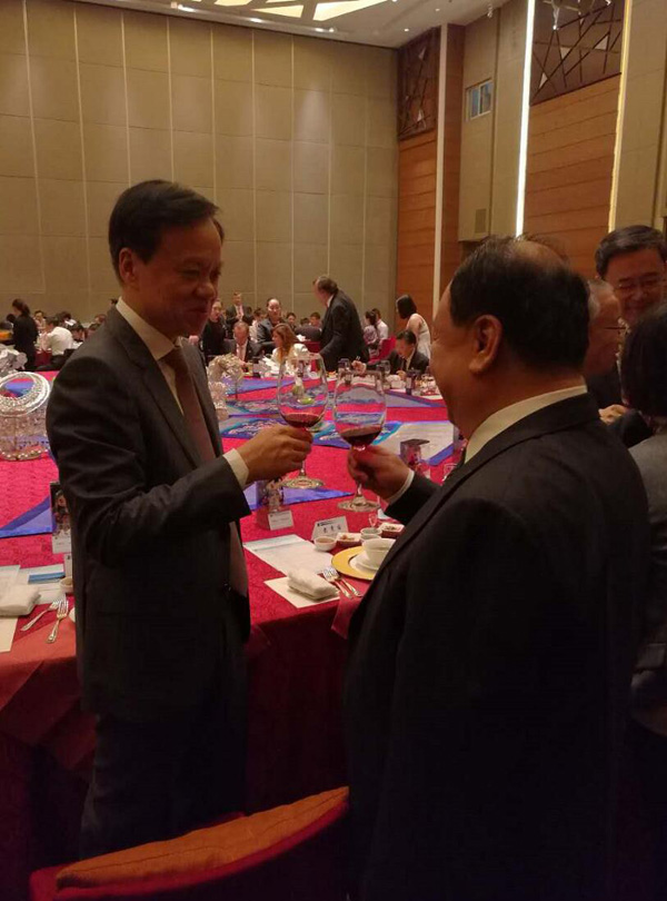 2017生态文明试验区贵阳国际研讨会餐叙活动2.jpg