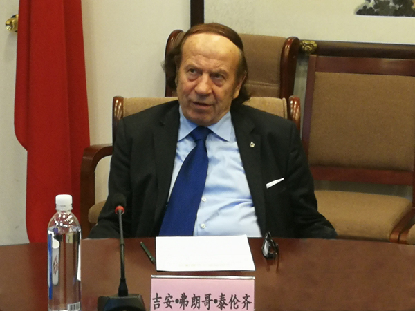 中国西部开发促进会领导会见吉安·弗朗哥·泰伦齐主席3.jpg