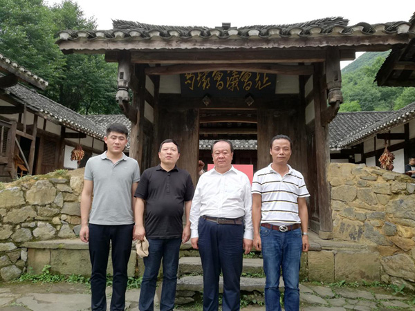 中国西部开发促进会赴贵州省仁怀市考察调研2.jpg