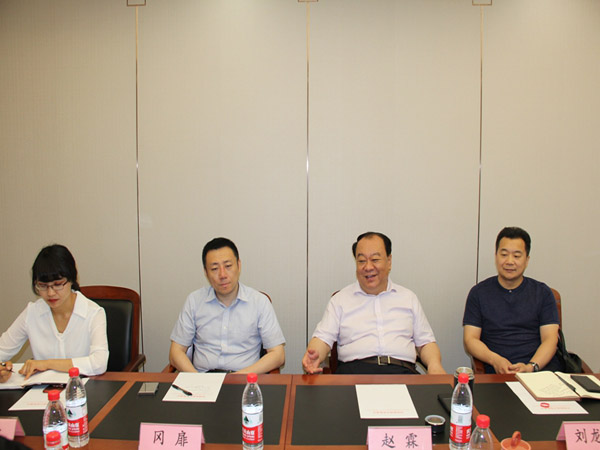中国西部开发促进会与昆明农业发展投资有限公司领导座谈2.jpg