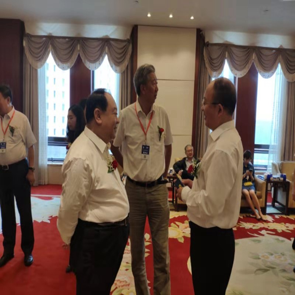第二届中国草原酸奶大会暨世界草原酸奶发展高峰论坛2.jpg