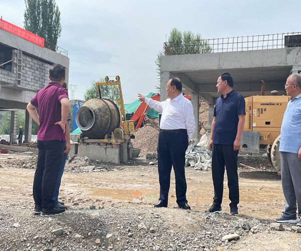 中国西部开发促进会赴甘肃东乡族自治县调研4.jpg